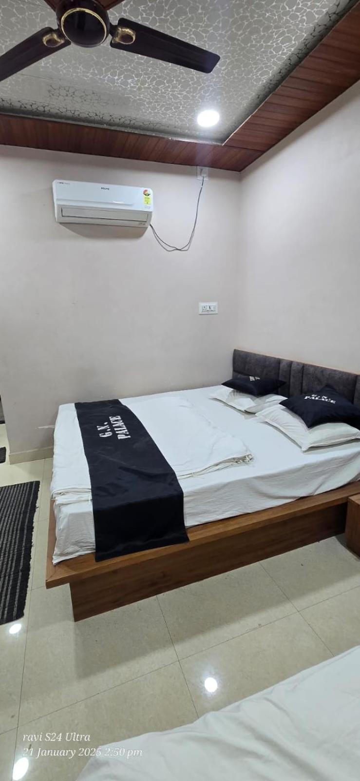 Shree Gurunanak Palace Ujjain Eksteriør bilde